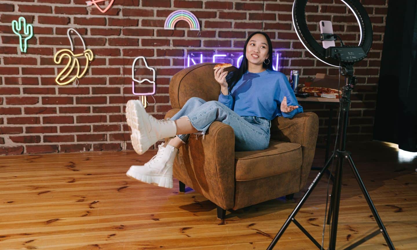 Cómo impulsar tu música: 5 consejos para colaborar con influencers￼